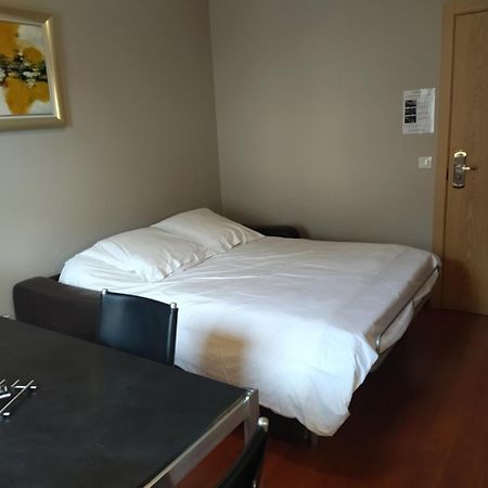 Aux Balcons Du Sancy Lejlighedshotel Picherande Eksteriør billede