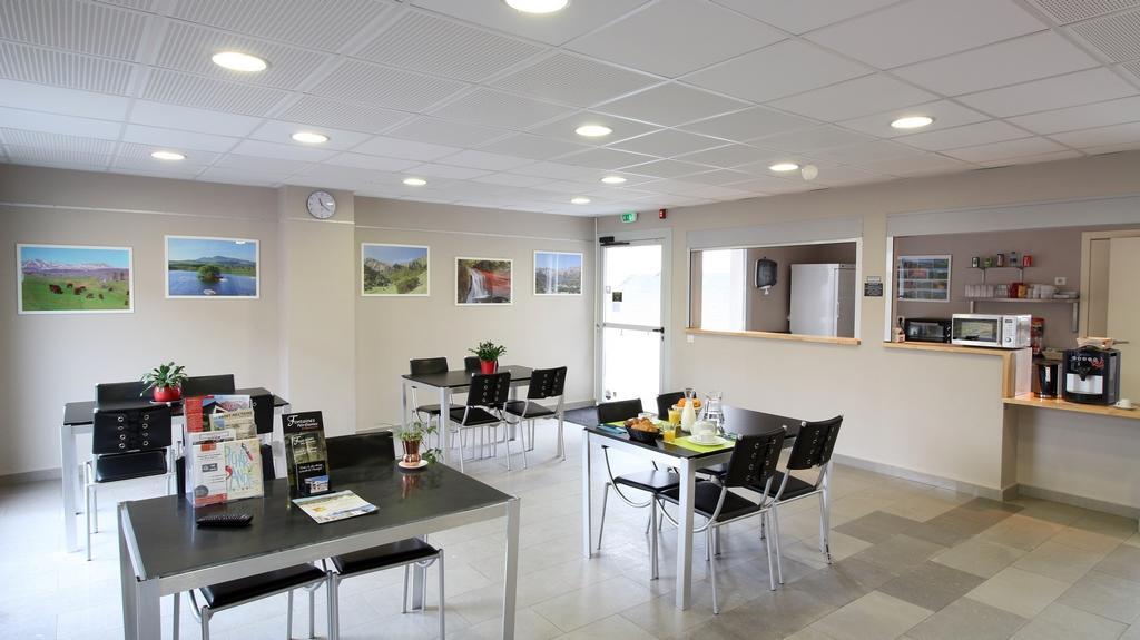 Aux Balcons Du Sancy Lejlighedshotel Picherande Eksteriør billede