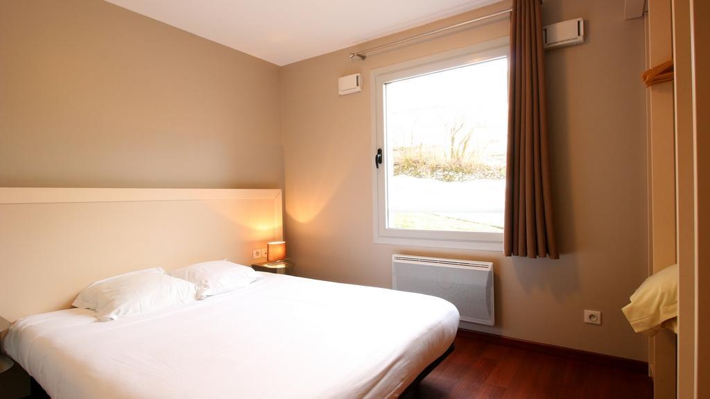 Aux Balcons Du Sancy Lejlighedshotel Picherande Eksteriør billede